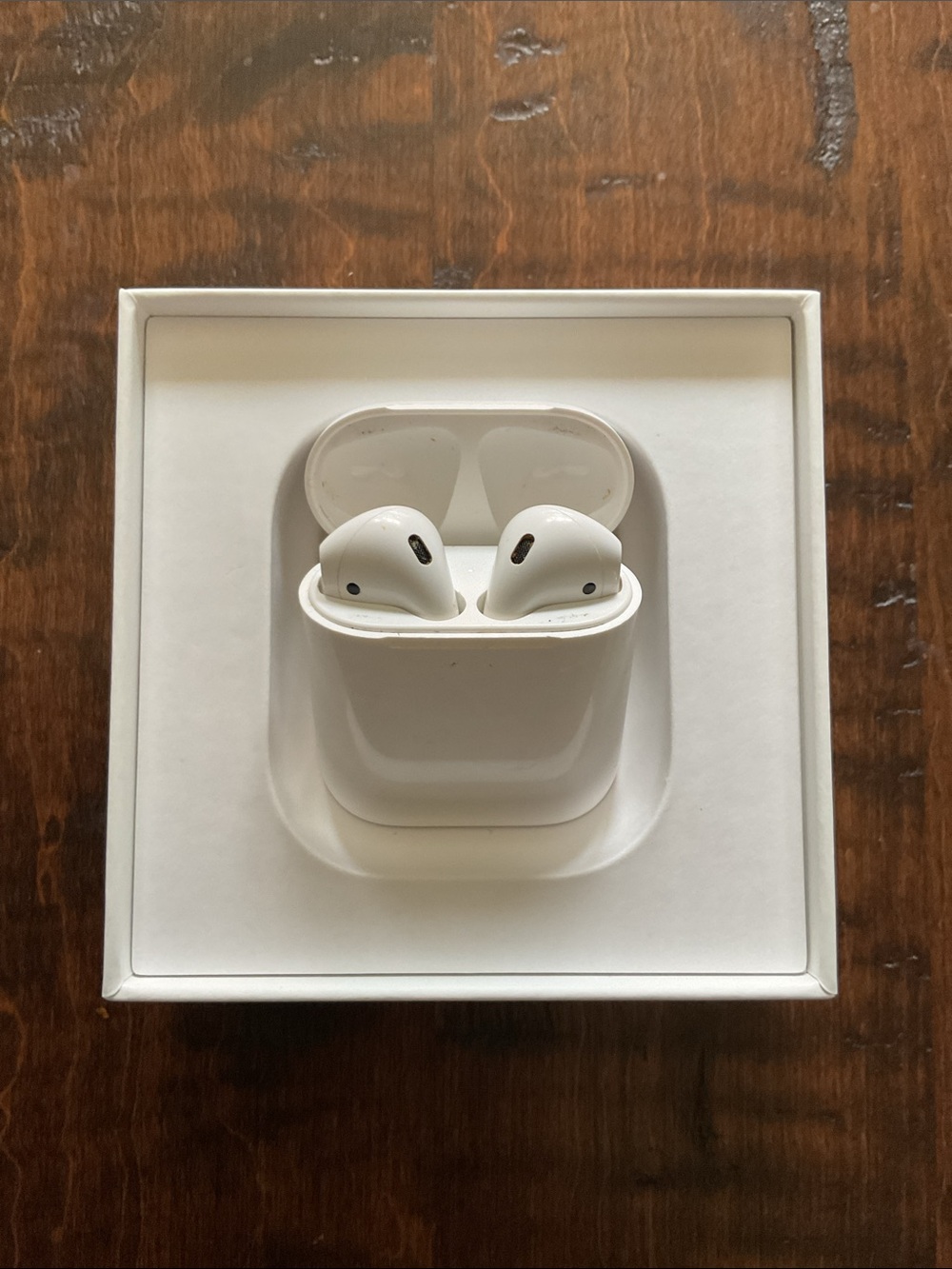 Apple AirPods (2nd Generation) with Charging Case – Box & Inserts Included